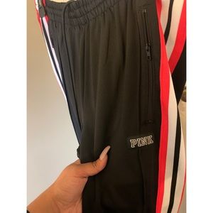 PINK VICTORIA SECRET SWEATPANTS ✨